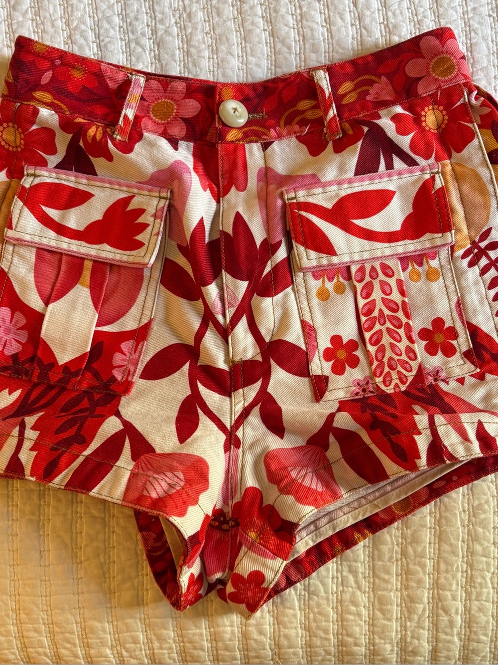 Farm Rio Romantic Orchard Pockets Short Size 26